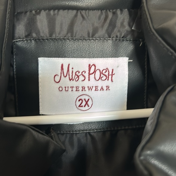 Faux leather 2x puffer with adjustable waist - Picture 2 of 4